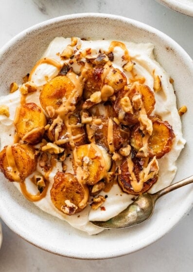 High-Protein Caramelized Banana Yogurt Bowl