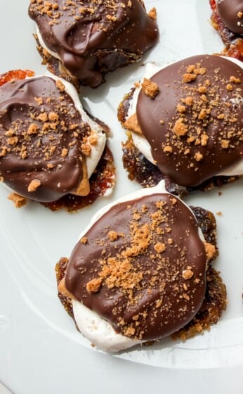 Viral Smashed Date S’mores